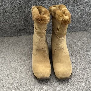 Polartec Tan Suede Boots with Faux Fur Trim